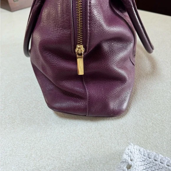 Tory Burch Purple and Gold Shoulder Bag with Logo Medallion - Picture 7 of 14